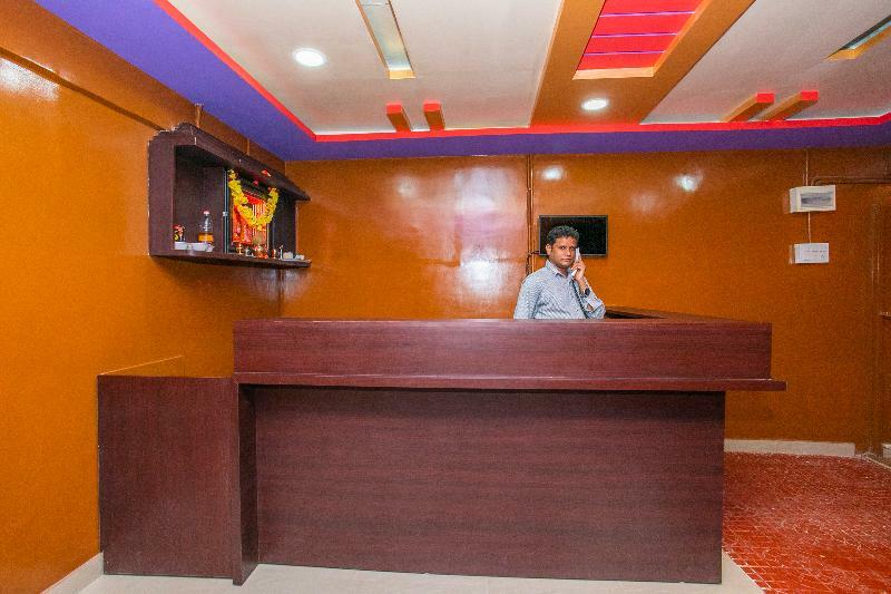 Flagship Sri Hari Premium Comforts Near Sandhya Digital 4K Theatre Bangalore Exterior foto